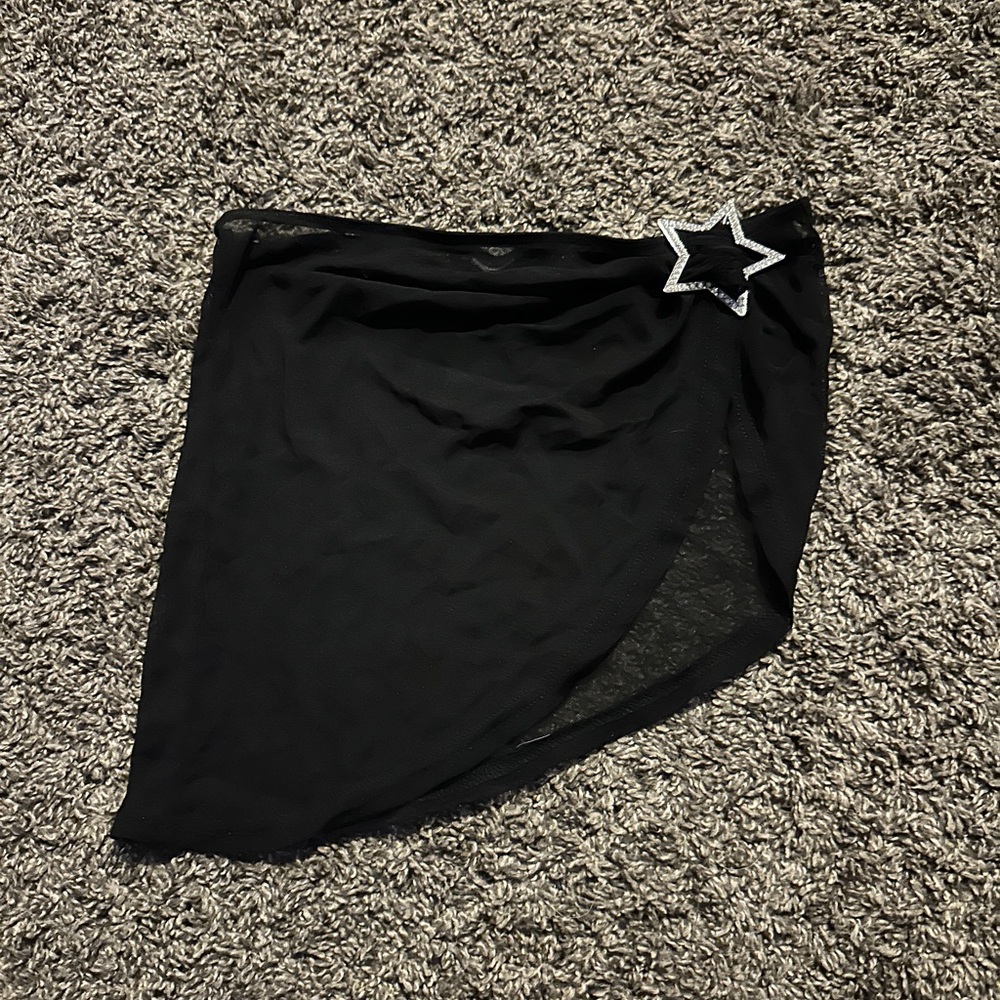 Black Star Embellished Women's Mesh Skirt